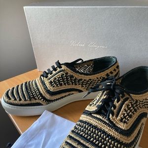Trendy shoes